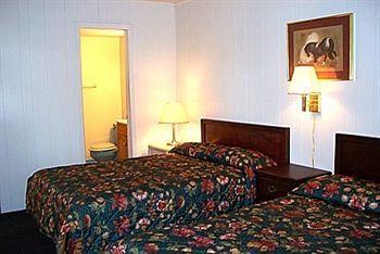 Skyview Manor Motel *